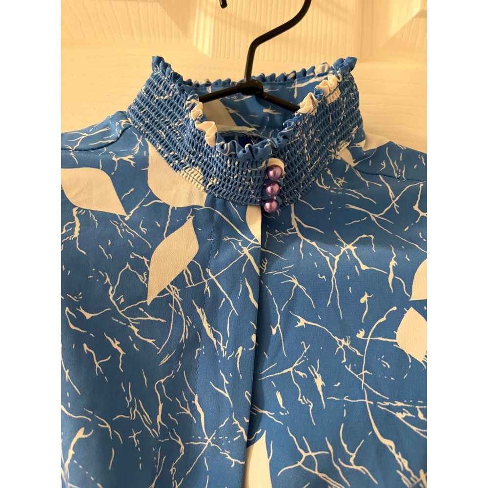 Vintage ILGWU USA Blue White Leaf Print Smocked Prairie Secretary Dress 7/8 - Picture 4 of 11
